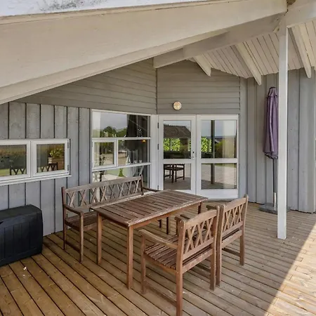 Bright House With Sea View And A Hot Tub On Als 펜션 Sarup